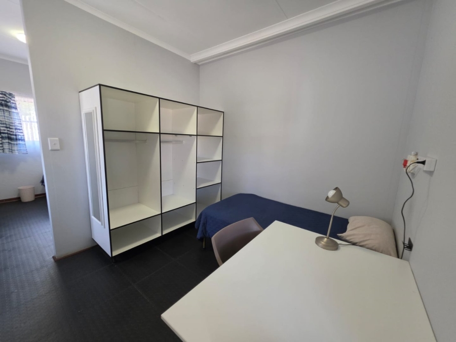 6 Bedroom Property for Sale in Bethlehem Free State